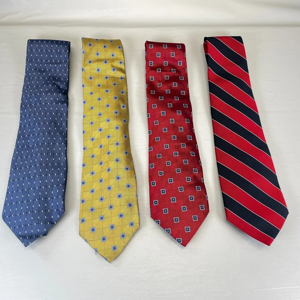 Edwards Signature Men's Silk Ties Lot of 4 Geometric Striped Classic Neckties